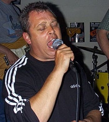 Del Boy giving it some!